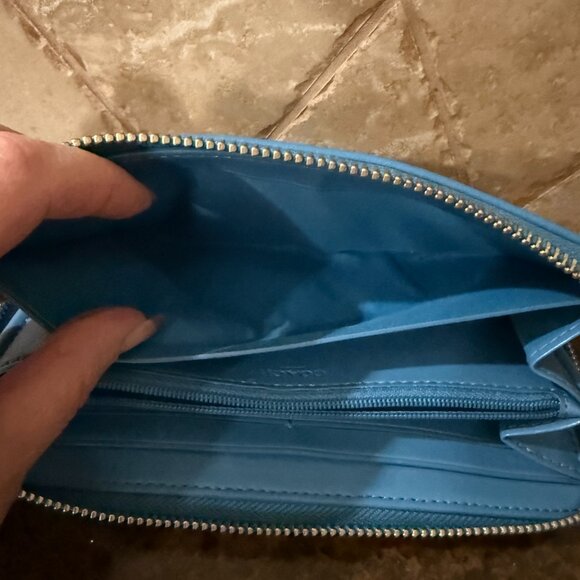 COACH SIGNATURE C ACCORDION ZIP AROUND WALLET BROWN/BLUE Like New - Picture 12 of 13